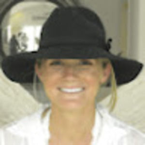 Meet your Posher, Alexandra